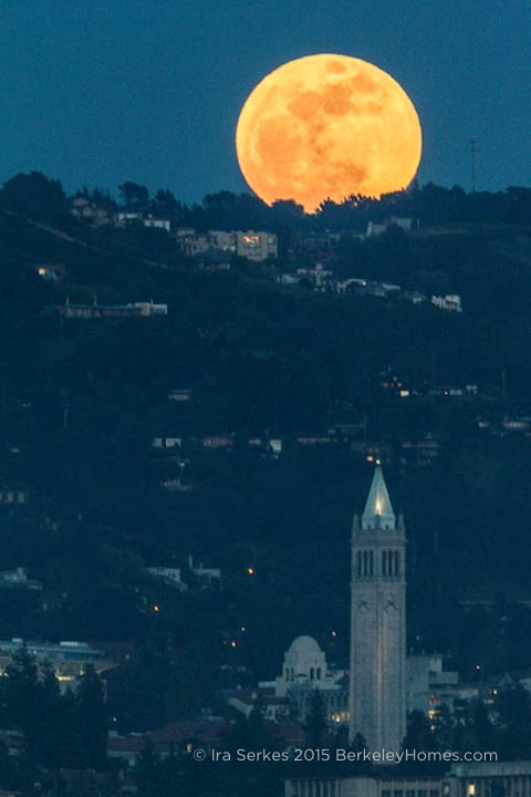 Super Moon Over Berkeley