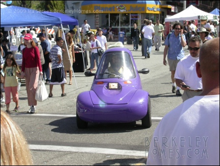 Solano Stroll Purple Car